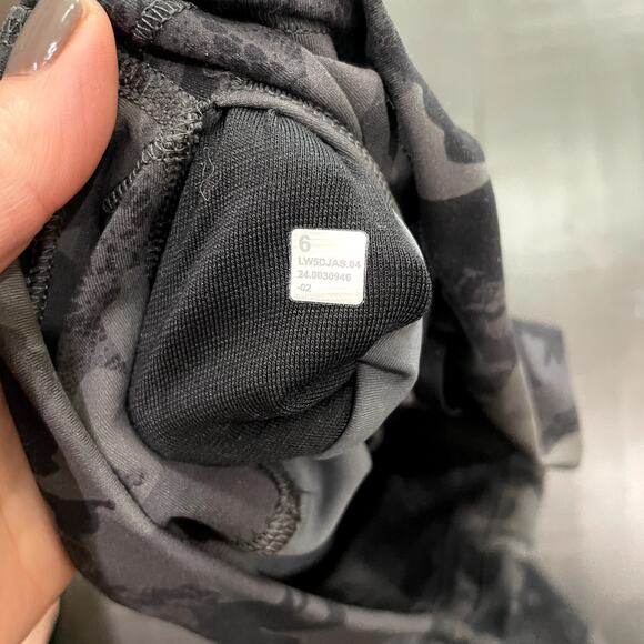 Lululemon Wunder Train High-Rise Tight 28" Lace Black Women's Size 6 - Picture 3 of 4